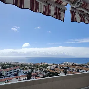Appartement New Deluxe Stunned Seaview 2 Bed, Costa Adeje (Tenerife)